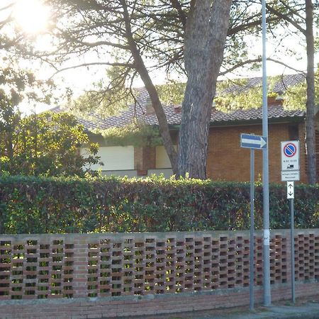 Il Geranio Villa Tirrenia Luaran gambar