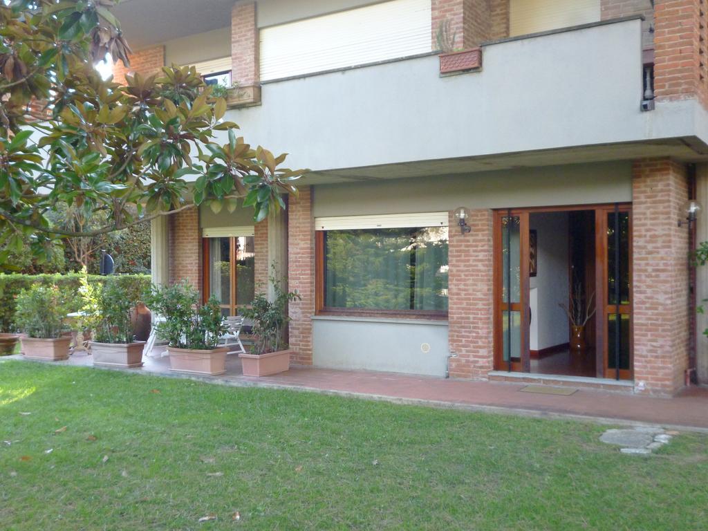 Il Geranio Villa Tirrenia Luaran gambar